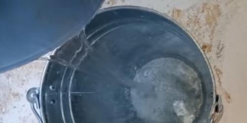 Как правильно разводить гипс строительный. Как развести гипсовую штукатурку? 01 Как правильно разводить гипс строительный. Как развести гипсовую штукатурку? 01