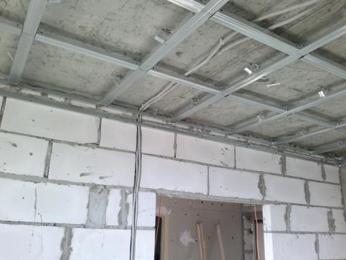 Подвесной потолок своими руками