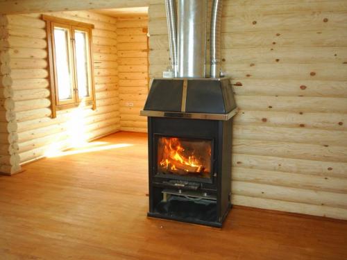 Дом из обычного бревна картинки. Красивые дома из оцилиндрованного бревна — стили, особенности дизайна, варианты оформления и украшения (135 фото)