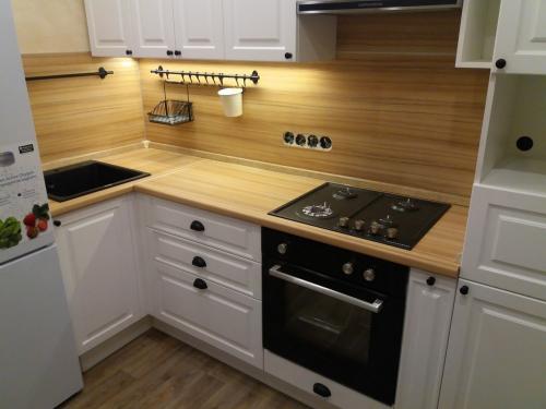 Кухня с подсветкой 04