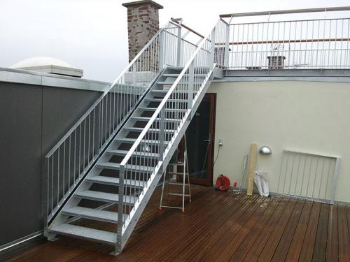 Лестница металлическая уличная. Типы конструкций из металла