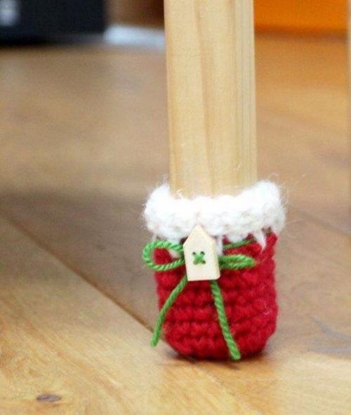 Чехлы на ножки стульев, чтобы мебель не царапала пол 05