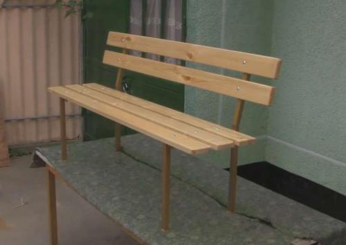 Садовые скамейки из профильной трубы своими руками. Сборка лавочки без спинки 02