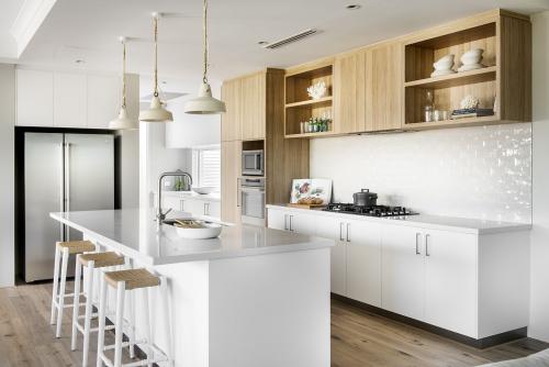 Надо ли планировать кухню по рабочему треугольнику 15