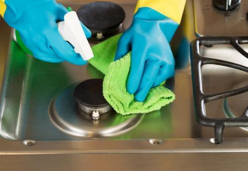 Волшебное средство для очистки стекол от грунтовки и подтеков 08 Волшебное средство для очистки стекол от грунтовки и подтеков 08