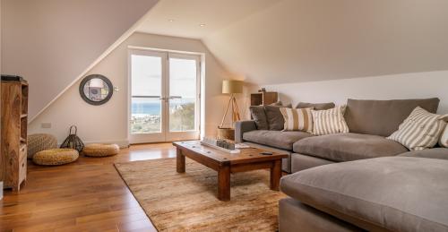 Современный дизайн интерьера загородного дома: идеи и вдохновение 02 Современный дизайн интерьера загородного дома: идеи и вдохновение 02