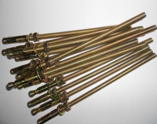 Как обеспечить надёжную связь между покрытием и лагами. Крепление лаг с помощью анкерных болтов