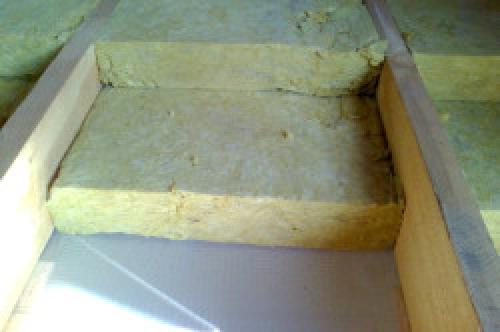 Установка лаг под деревянные полы своими руками. Установка лаг для настила деревянного пола из досок своими руками. 10