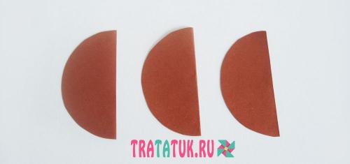 Как сделать носик и глаза ёжика. Ежик из бумаги пошагово