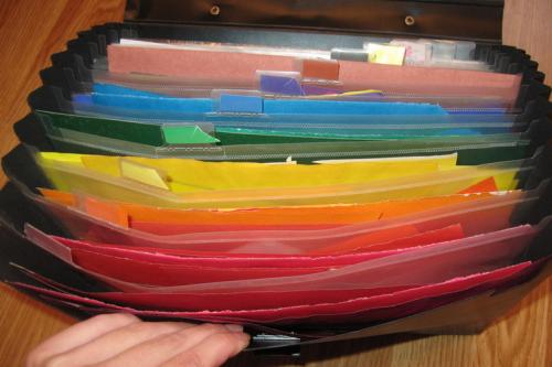 Как правильно хранить поделку, чтобы она не потеряла свой вид. Хранение материалов для творчества Идеи с инета