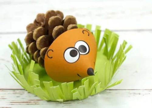 Можно ли использовать другие материалы помимо пластиковой бутылки для изготовления садового ёжика. Ежик из еловых и сосновых шишек —, как сделать поделку в детский сад или школу. Мастер-классы и идеи