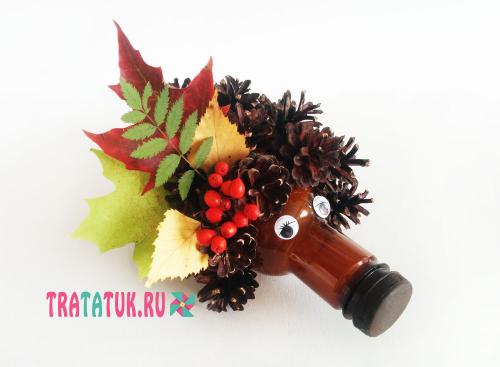 Какая сложность у этого мастер-класса по созданию ежика из бутылки. Как сделать ежика из бутылки и шишек?