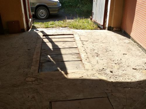 Пол в гараже из досок. Установка деревянного пола на бетонное основание 15 Пол в гараже из досок. Установка деревянного пола на бетонное основание 15