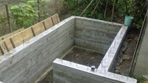 Погреб на собственном участке. Дача по науке: как организовать погреб на участке для хранения консервации и овощей