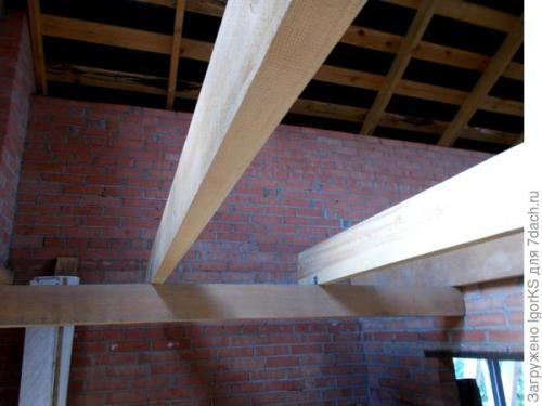 Как обеспечить удобство и комфорт при ходьбе по полом в деревянном доме. Как обеспечить нужное направление досок пола в дачном доме