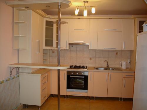 Дизайн маленькой угловой кухни. Характеристика угловой планировки кухни 04 Дизайн маленькой угловой кухни. Характеристика угловой планировки кухни 04