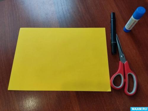 Поделки ёжики своими руками. Мастер-класс по изготовлению поделки из цветной бумаги «Ёжик — гармошка»