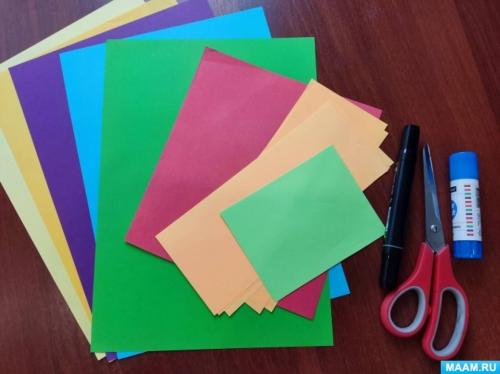 Поделки ёжики своими руками. Мастер-класс по изготовлению поделки из цветной бумаги «Ёжик — гармошка»