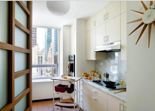 Дизайн кухни на 3 метра. Подбор цветовой палитры в отделке и мебели