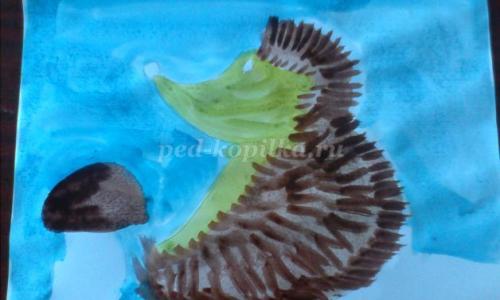 Как сделать ежика для сада из пластиковых бутылок своими руками 21