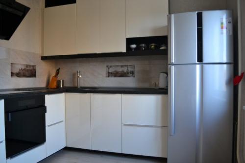 Угловой гарнитур для кухни. Угловые кухни (150 фото) 15