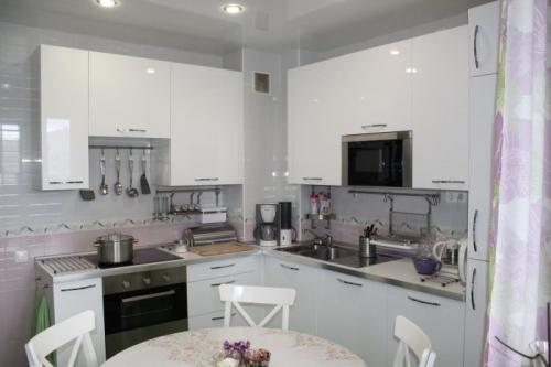 Угловой гарнитур для кухни. Угловые кухни (150 фото) 11