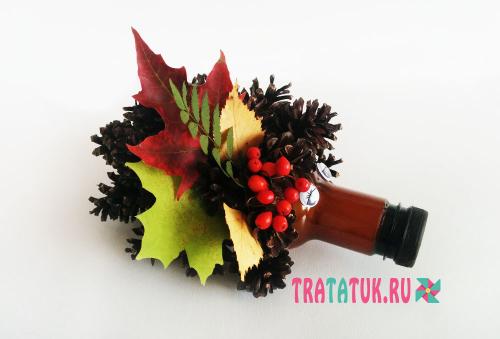 Как сделать ежика из пластиковой бутылки. Как сделать ежика из бутылки и шишек?