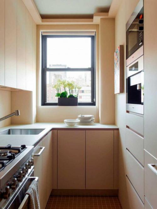 Прямой кухонный гарнитур для маленькой кухни. Кухонный гарнитур для маленькой кухни: 5 основ правильного выбора