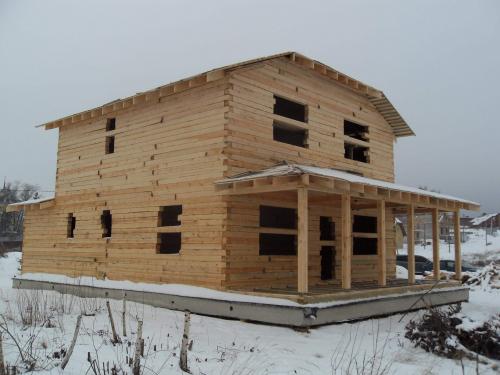 Как сравнивается монтаж дома из бруса с другими строительными материалами. Обычный брус