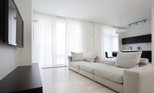 Эффектные варианты использования темных обоев в интерьере. Темные обои в дизайне помещения: особенности применения 19 Эффектные варианты использования темных обоев в интерьере. Темные обои в дизайне помещения: особенности применения 19