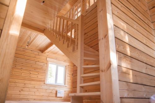 Какие затраты связаны с технологией сборки сруба из бруса. Сколько на самом деле стоит построить дом из бруса?