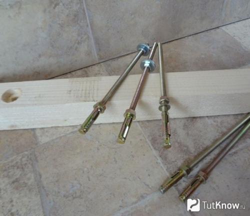 Как сделать регулируемые полы своими руками: простой способ создания удобного пространства 10