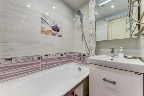 Дизайн однушки с двумя детьми.  Как распределить пространство однокомнатной квартиры семье с двумя детьми 11