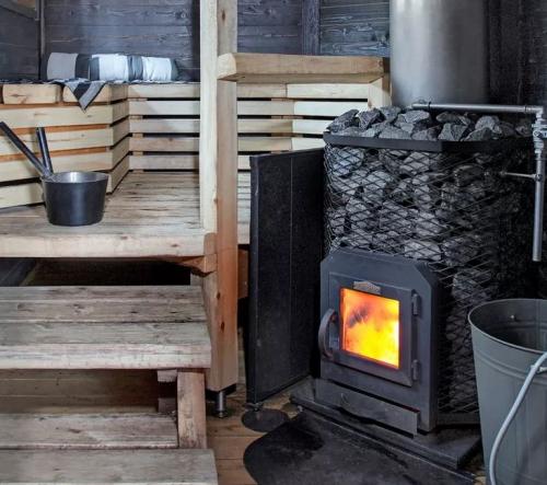 Как ухаживать за каменкой, чтобы она служила дольше. Какой срок службы у банных печей?