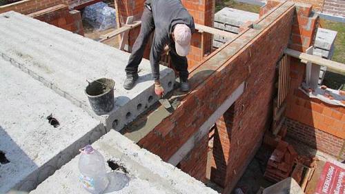 Правила монтажа плит перекрытия на стены из разных материалов. Как устанавливают плиты перекрытия на стены их разных материалов? 08 Правила монтажа плит перекрытия на стены из разных материалов. Как устанавливают плиты перекрытия на стены их разных материалов? 08