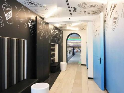 Роспись стен в квартире. Преимущества и недостатки росписи