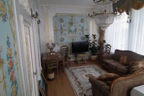 Как расписать стену своими руками. Преимущества и недостатки росписи