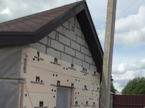 Тонкослойная штукатурка газобетона. Обязательно ли штукатурить газобетон