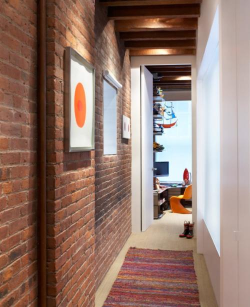 Прихожая для узкого коридора своими руками. Особенности прихожих в узкий коридор