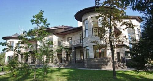 Дом Эмина в москве. Как выглядит загородный дом Эмина Агаларова 05