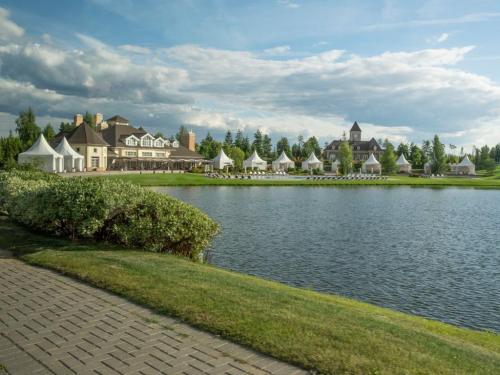 Дом Эмина в москве. Как выглядит загородный дом Эмина Агаларова 07