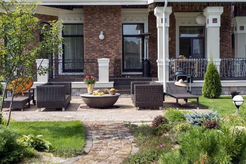 Дом Эмина в москве. Как выглядит загородный дом Эмина Агаларова 04