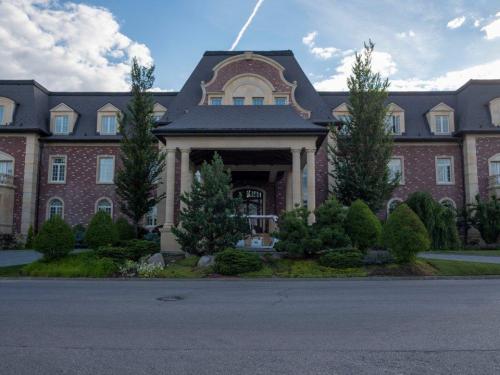 Дом Эмина в москве. Как выглядит загородный дом Эмина Агаларова 12