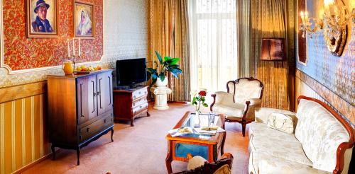 Британский дизайн эпохи ар нуво. Графический дизайн эпохи ар нуво в Великобритании. У. Моррис, О. Бердслей, Ч.Р. Макинтош 09 Британский дизайн эпохи ар нуво. Графический дизайн эпохи ар нуво в Великобритании. У. Моррис, О. Бердслей, Ч.Р. Макинтош 09