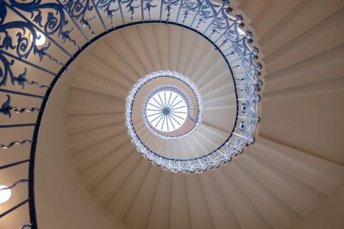 Британский дизайн эпохи ар нуво. Графический дизайн эпохи ар нуво в Великобритании. У. Моррис, О. Бердслей, Ч.Р. Макинтош 11 Британский дизайн эпохи ар нуво. Графический дизайн эпохи ар нуво в Великобритании. У. Моррис, О. Бердслей, Ч.Р. Макинтош 11