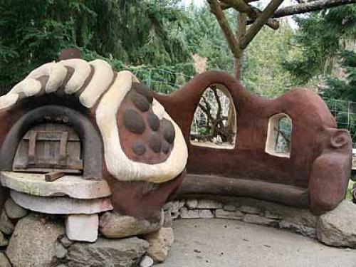 Скамейка с навесом для дачи своими руками. Дачные постройки: оригинальные скамейки под навесом