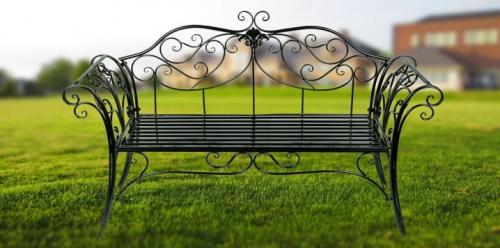 Как сделать скамейку из металла. Плюсы и минусы 05