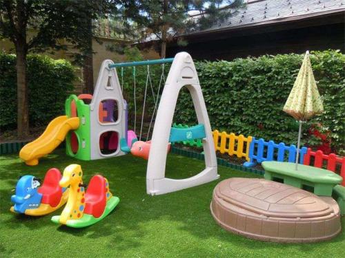 Как создать зону для детей в огороде и саду. Детская площадка для дачи своими руками: 50 креативных фотоидей