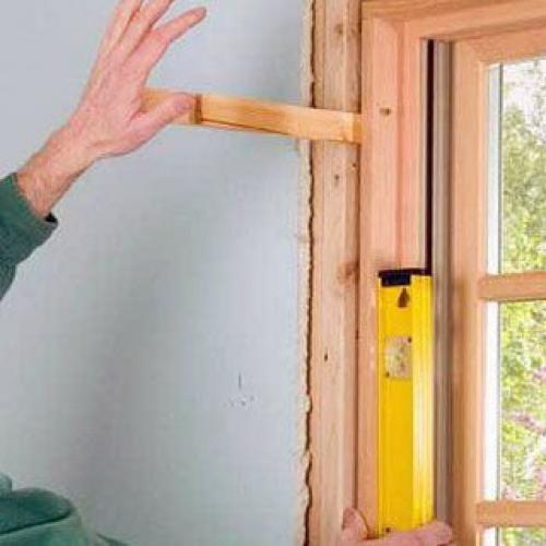 Установка окна в парной бани. Инструкция по изготовлению деревянного окна для парилки 05