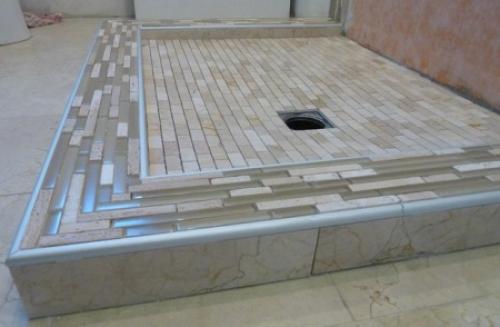 Как крепить профиль к плитке. Виды наружных уголков для плитки и особенности их применения